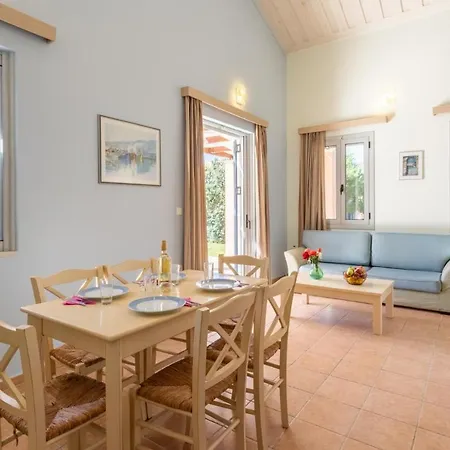 Nafsika House Villa *